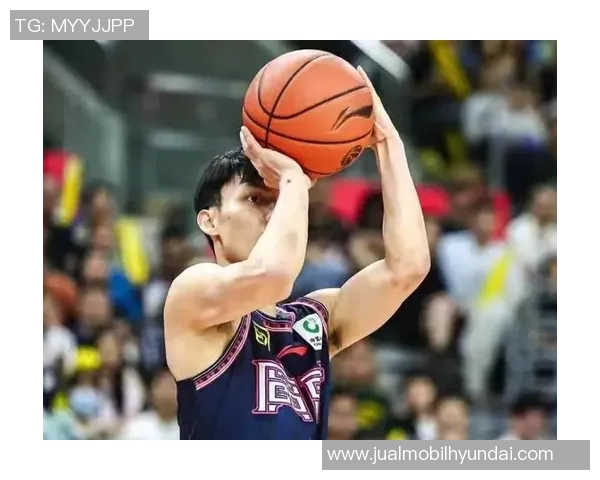 李慕豪的篮球之路:从青涩少年到CBA明星的成长故事与奋斗历程 李慕豪的篮球之路:从青涩少年到CBA明星的成长故事与奋斗历程