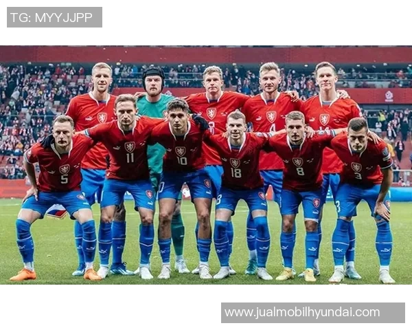 波兰与捷克友谊赛精彩对决展现足球魅力与团队精神 波兰与捷克友谊赛精彩对决展现足球魅力与团队精神