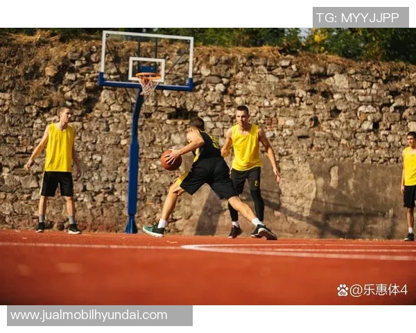 余嘉豪的成长之路与篮球梦想的追逐历程分享 余嘉豪的成长之路与篮球梦想的追逐历程分享