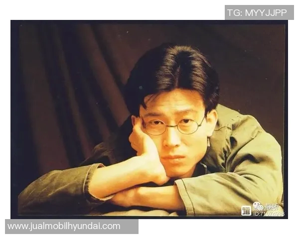 刘铮的奋斗历程与人生哲学探讨：从平凡到卓越的成长之路