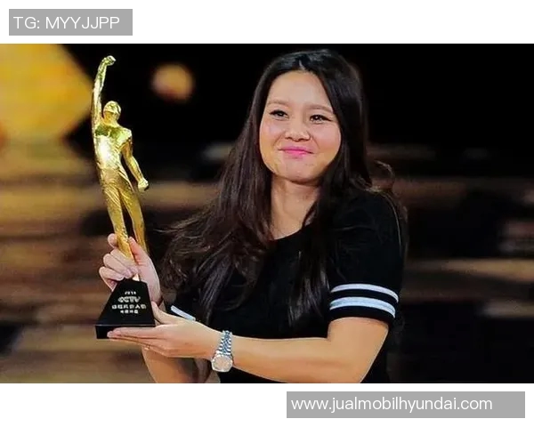 李娜与安妮卡64贝克的巅峰对决：网球传奇的精彩瞬间与辉煌历程